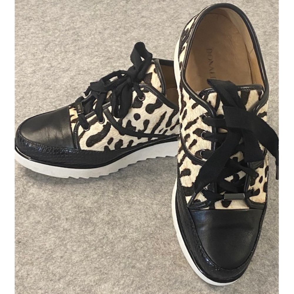 Donald Pliner Animal‎ Print Platform Lace up Sneakers Woman's Size 7